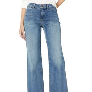 NWOT NYDJ TROUSER FIT W/LIFT TUCK TECHNOLOGY